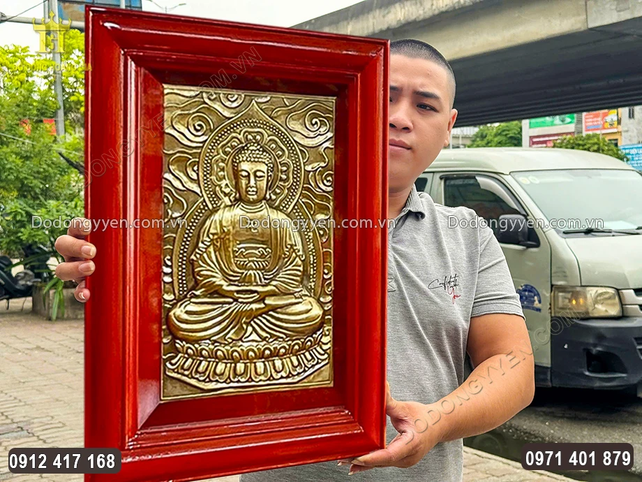 H&igrave;nh ảnh nh&igrave;n nghi&ecirc;ng của bức tranh đồng